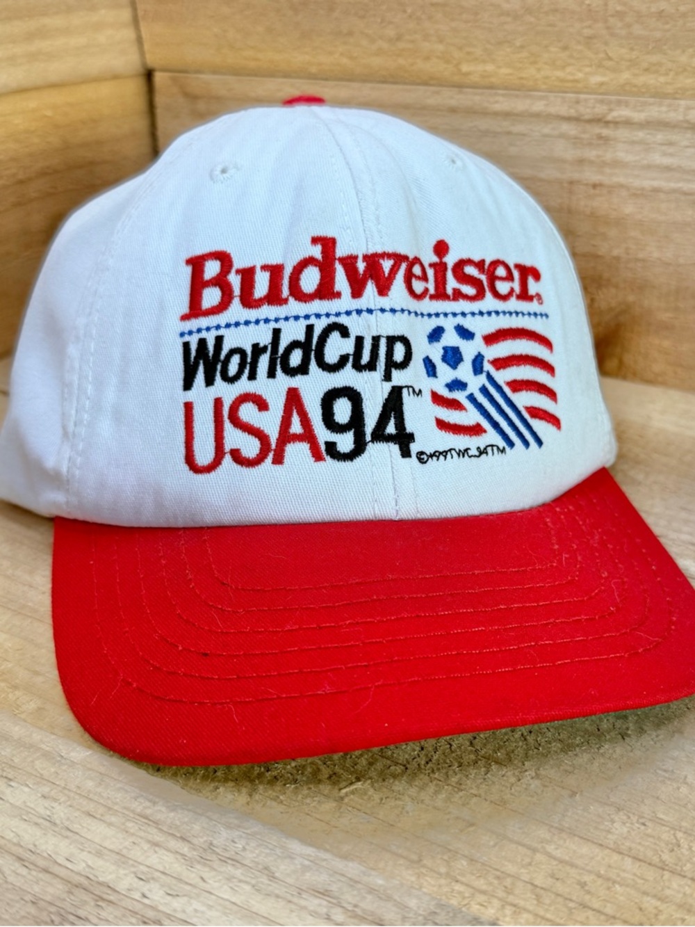 Vintage Budweiser White & Red Embroidered USA Strapback Cap